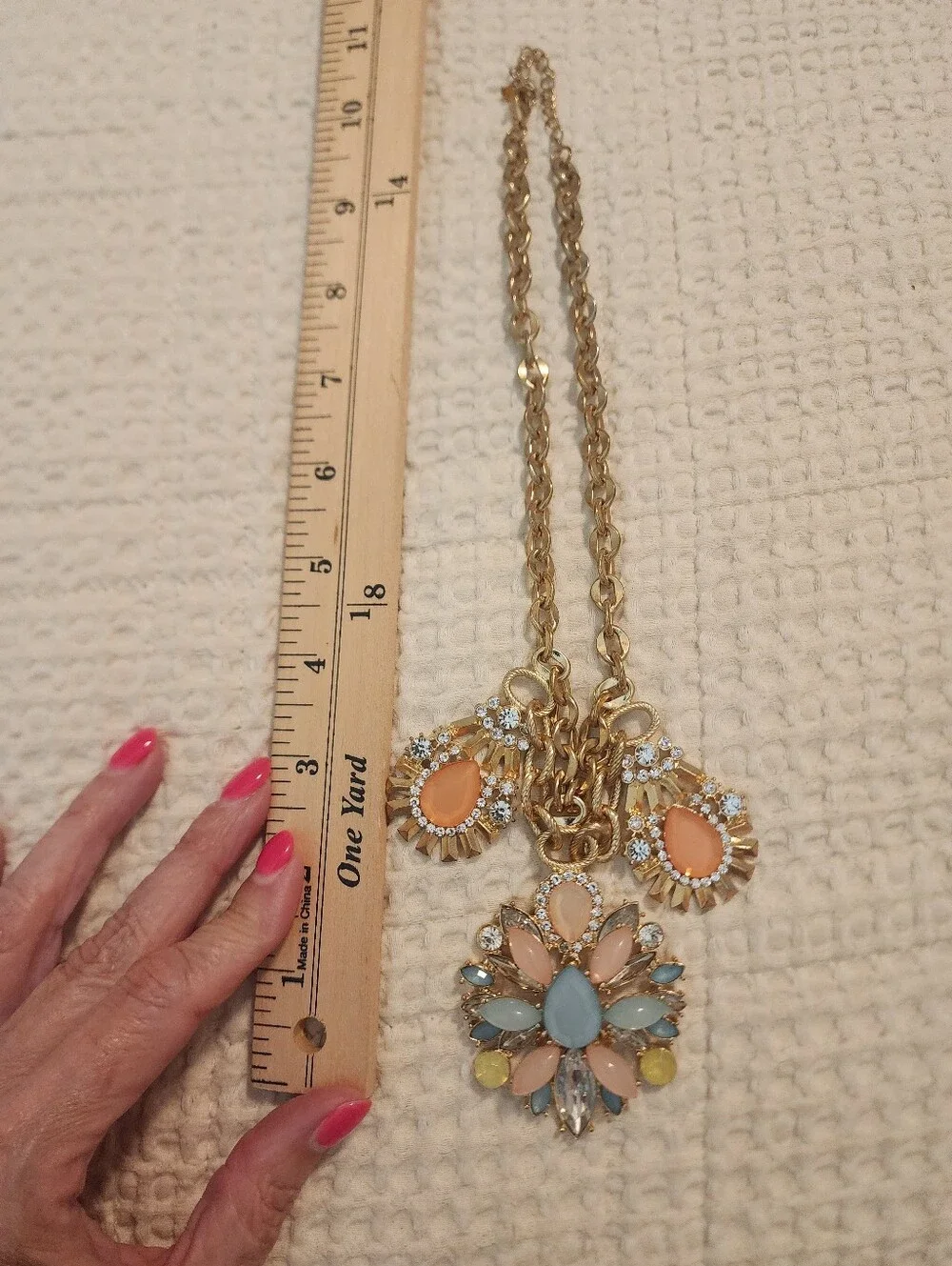 Vintage Gold-Tone Multi-Color Statement Necklace with Peach and Blue Accents 20